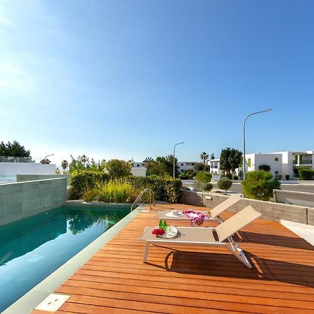 Villa Laurus 6, Walking Distance To The Beach Paphos ภายนอก รูปภาพ