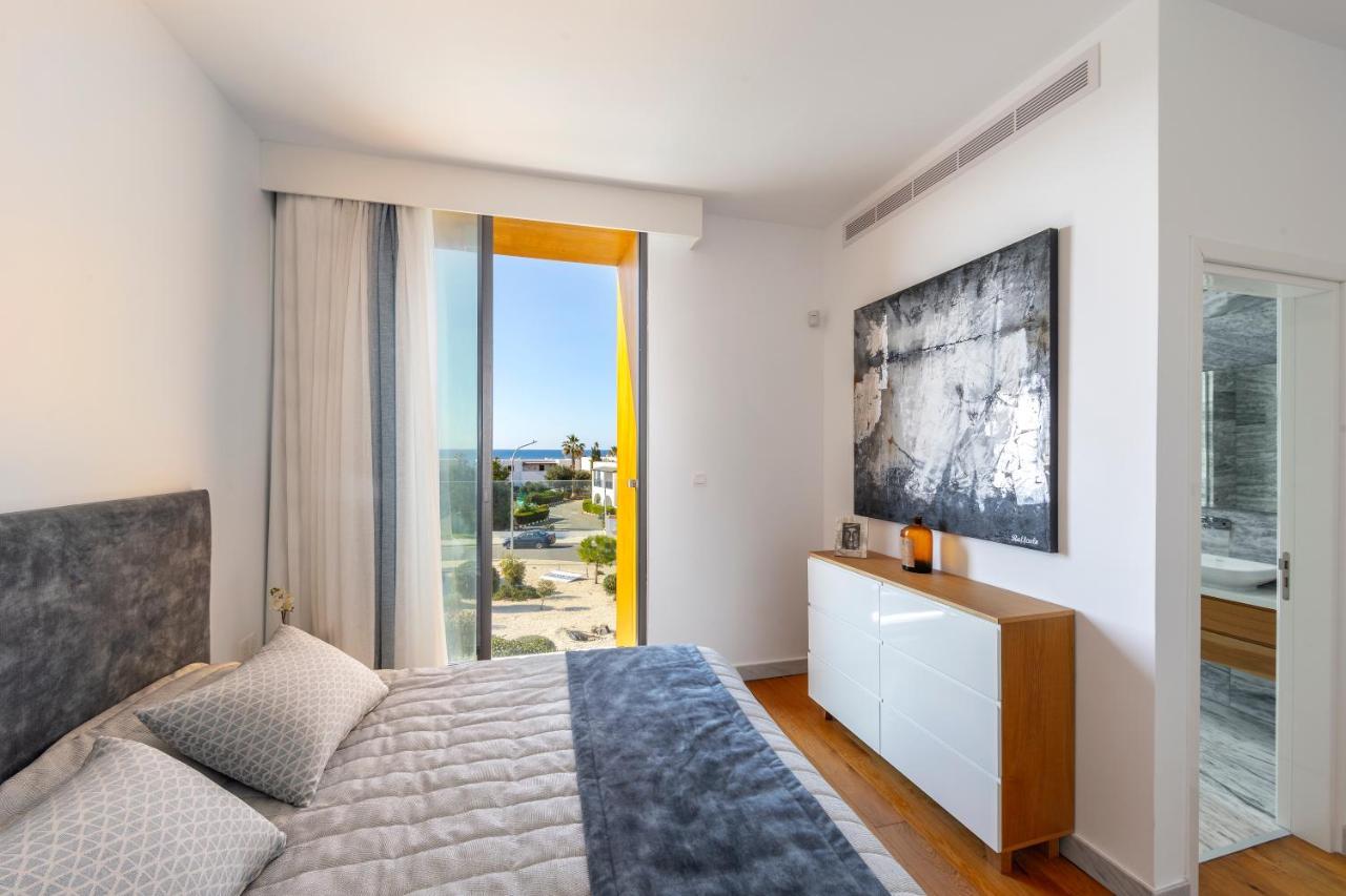 Villa Laurus 6, Walking Distance To The Beach Paphos ภายนอก รูปภาพ